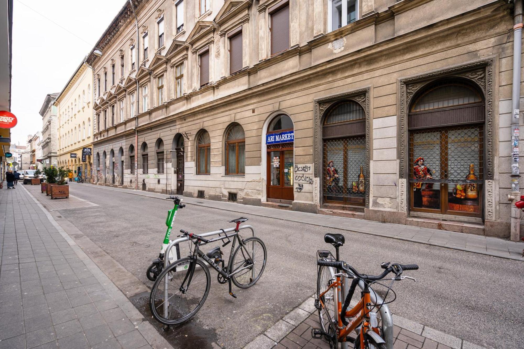 D24 - Historic Quarter Design Loft - Best Location By Bqa Budapest Exterior photo